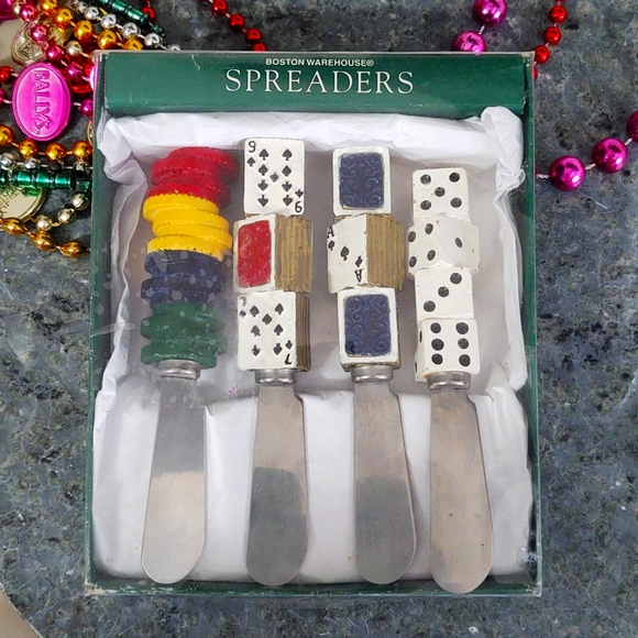 Poker Theme Spreaders From Boston Warehouse - Picture 14 of 14